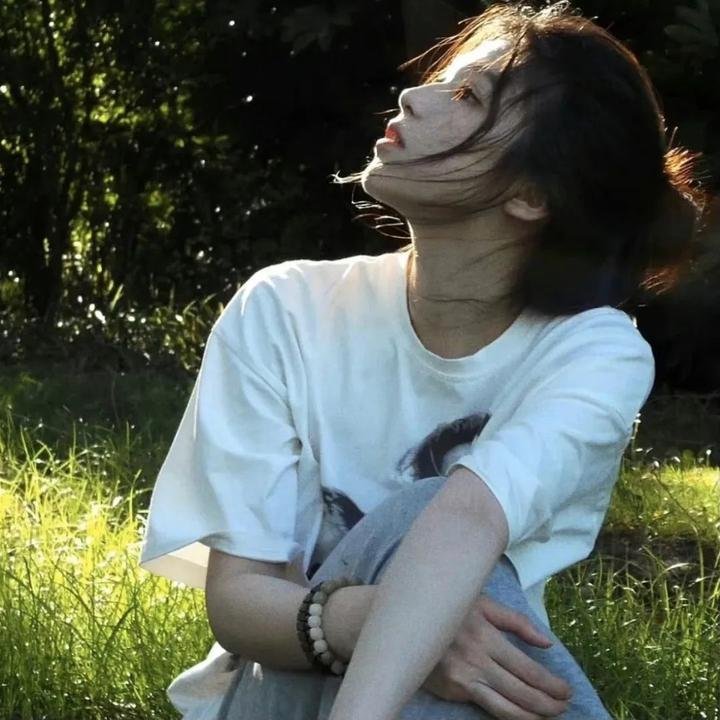 影 子